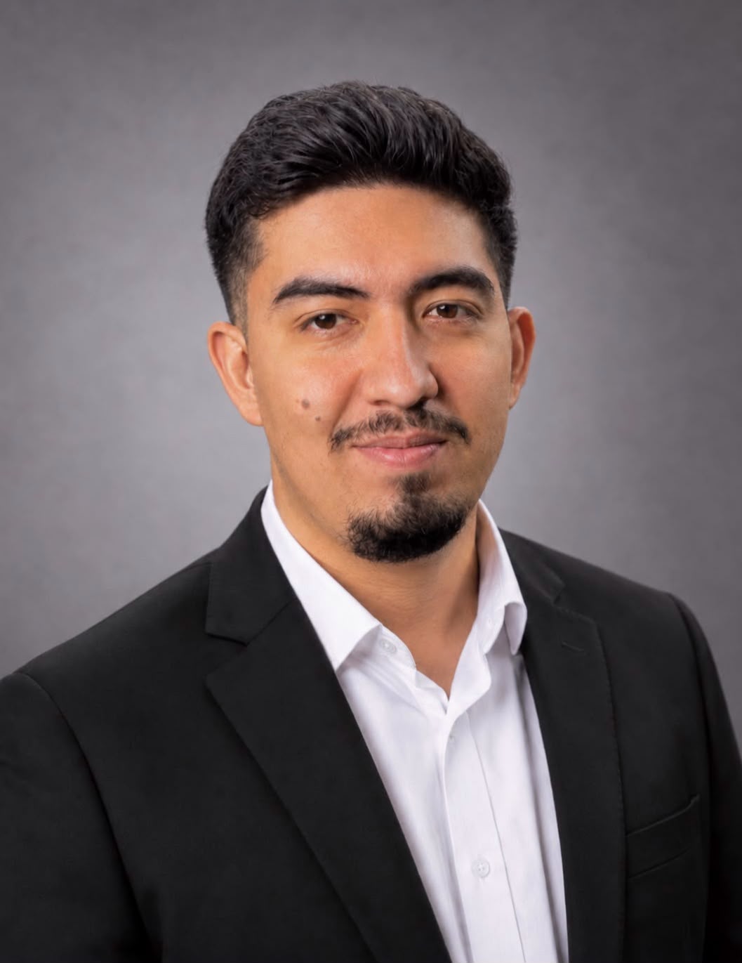 Retrato de Sebastian Montiel, Ingeniería Mecatrónica